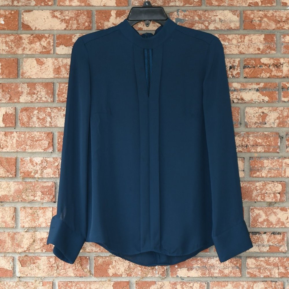 White House Black Market Top